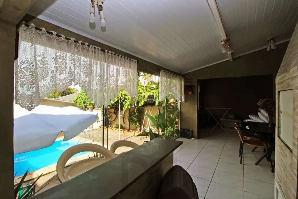 Sobrado com suíte, piscina e espaço gourmet no Jardim Sabará — foto 3