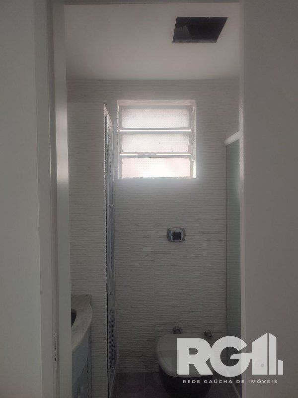 Apartamento reformado com 2 dormitórios 55m² privativos, com vaga no bairro Leopoldina — foto 19