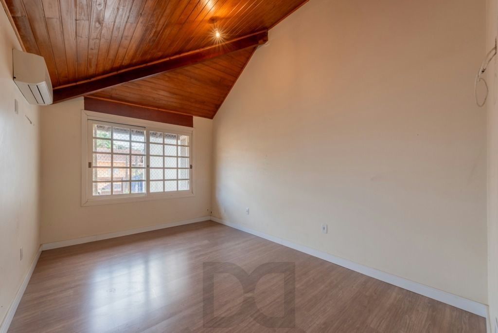 Casa com 4 dormitórios, suíte, churrasqueira e 4 vagas — foto 19