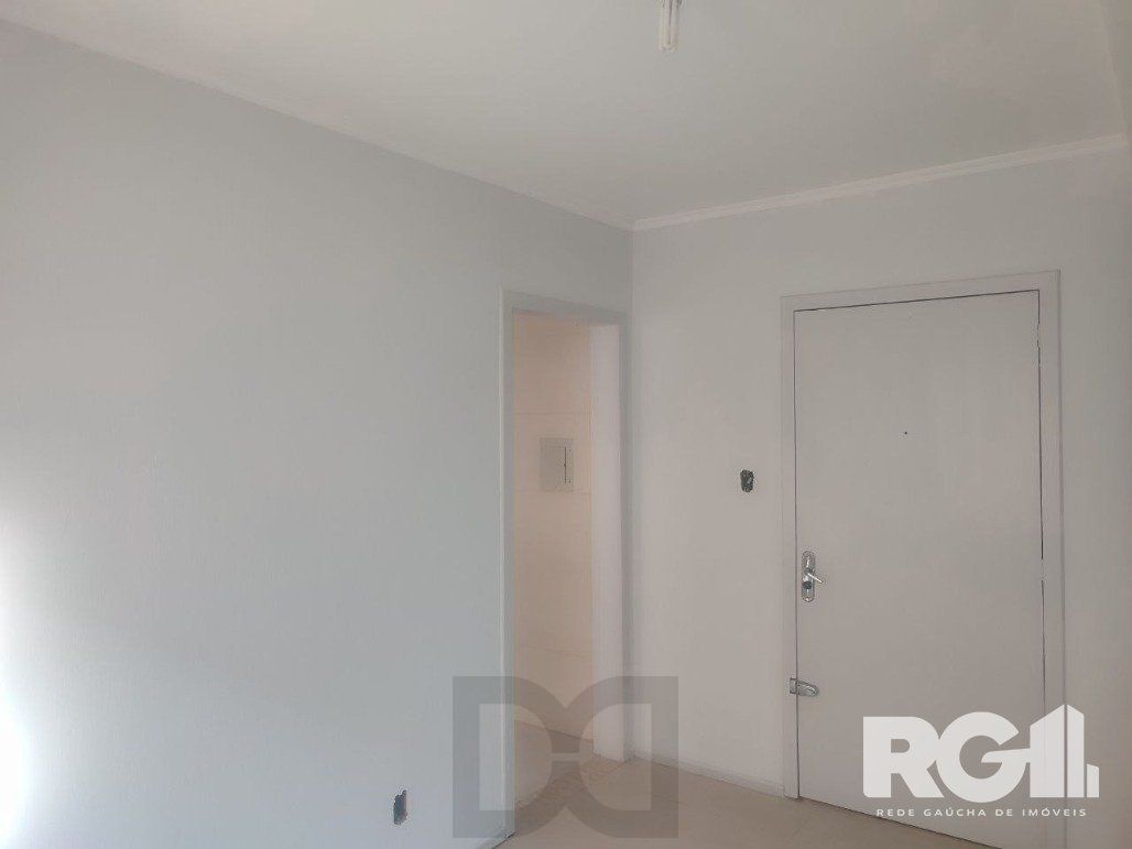Apartamento reformado com 2 dormitórios 55m² privativos, com vaga no bairro Leopoldina — foto 13