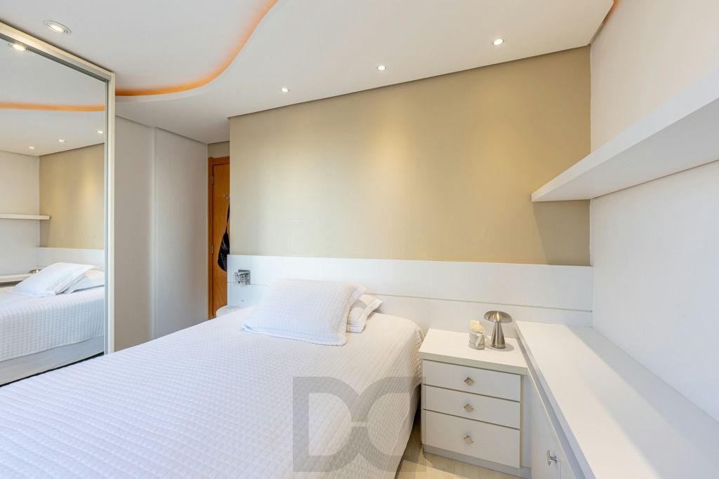 Apartamento 3 Dorm com Escritório e 2 Vagas — foto 10