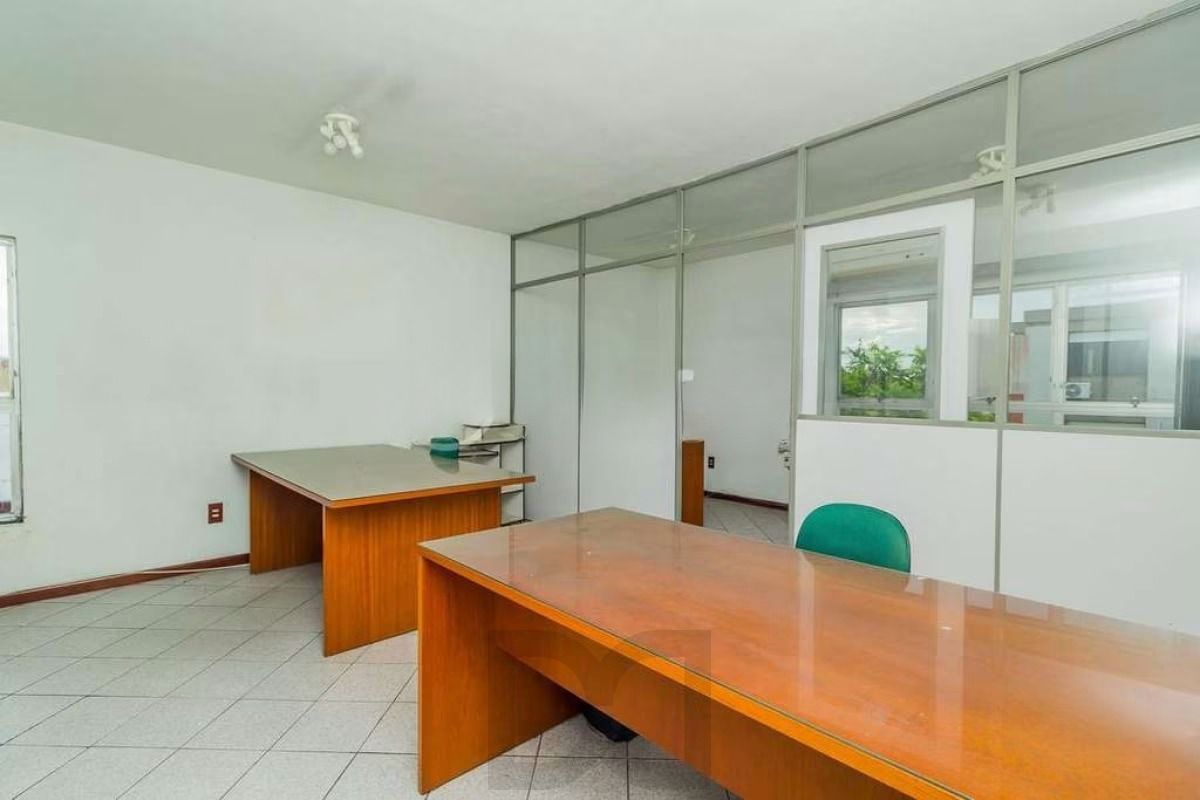 Sala Comercial Mobiliada 41 m² prédio com elevador, Av. Pernambuco – Navegantes — foto 1