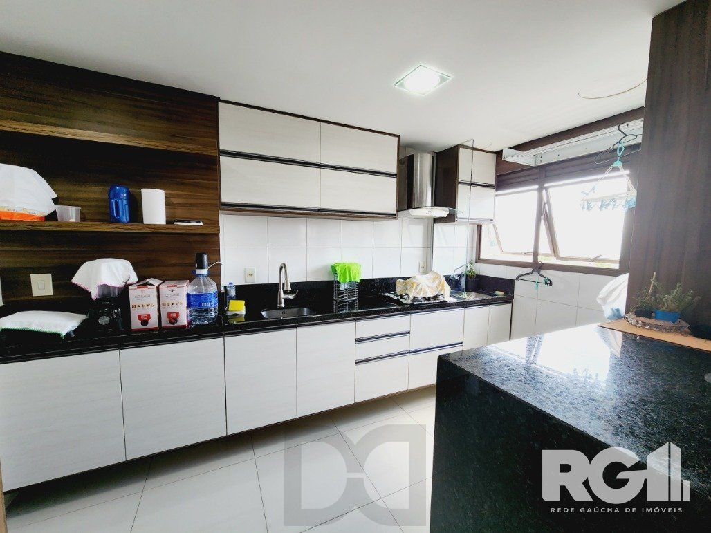Apartamento todo Mobiliado com 2 dormitórios, Boulevard Assis Brasil. — foto 11