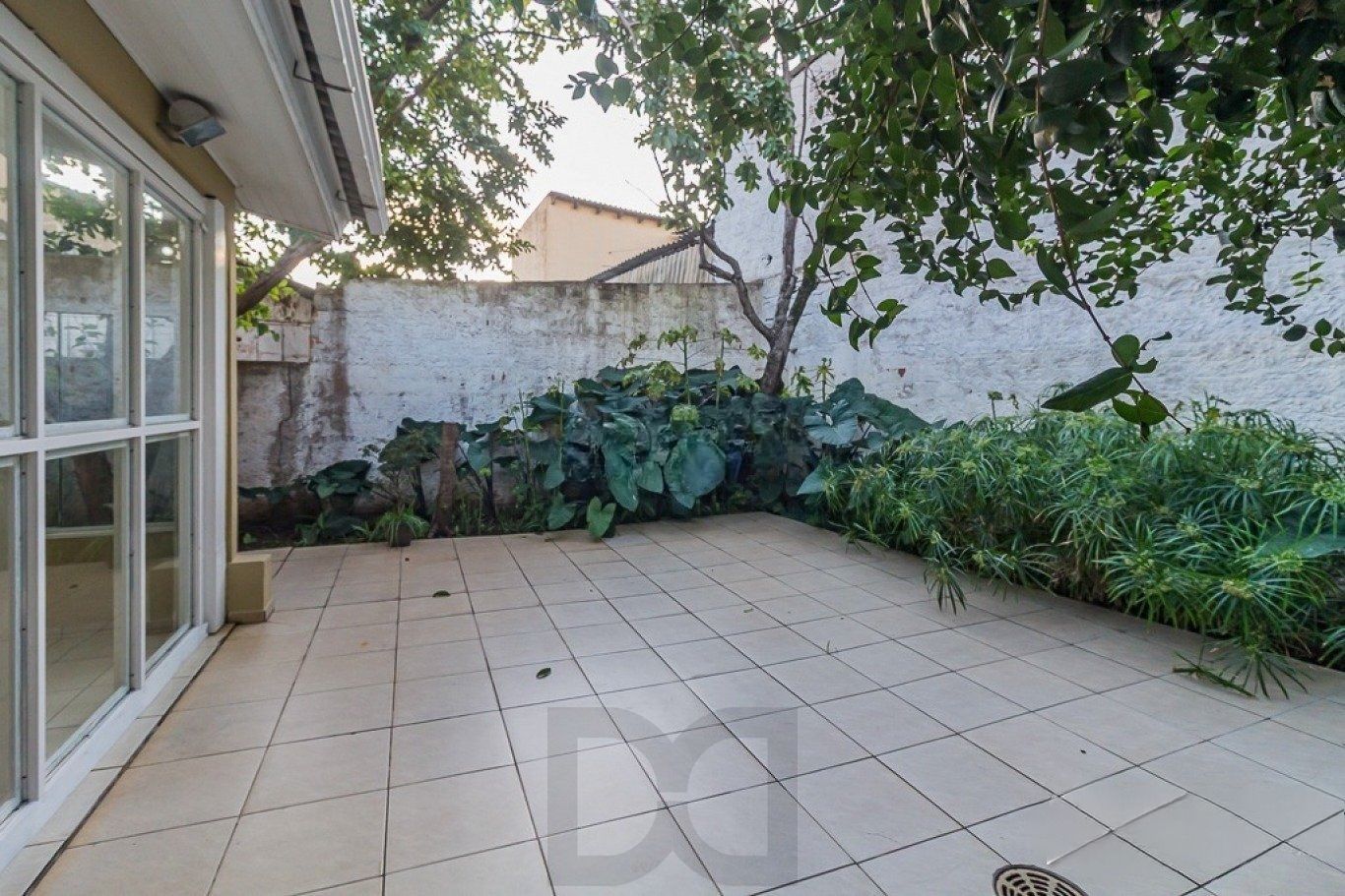 Casa térrea com 3 dormitórios, suíte e 2 vagas, — foto 4