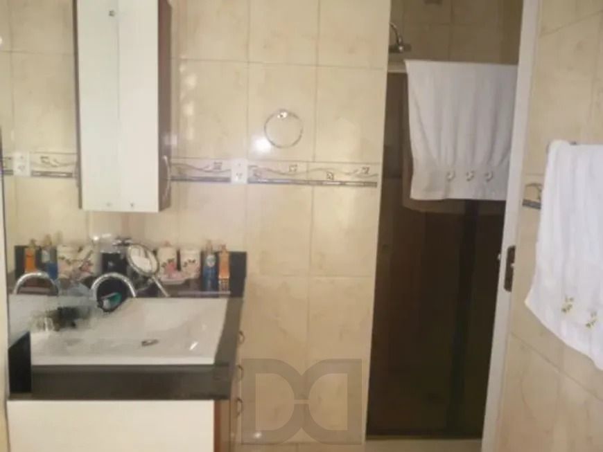 Casa térrea com 3 dormitórios, suíte e 3 vagas. — foto 27