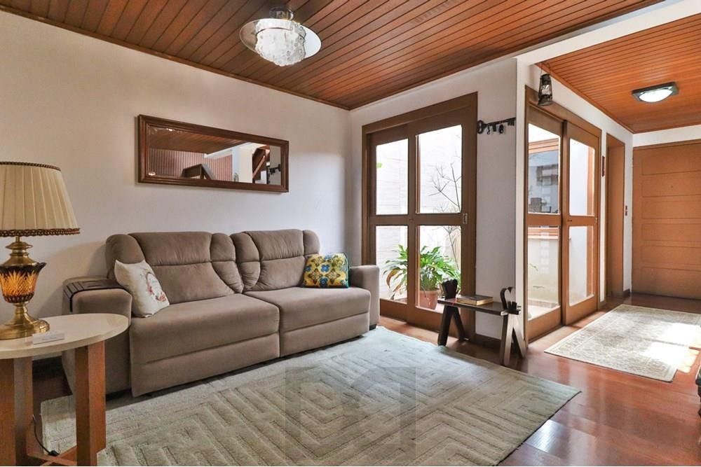 Casa com 2 dormitórios, lavabo, espaço gourmet e 2 vagas. — foto 3