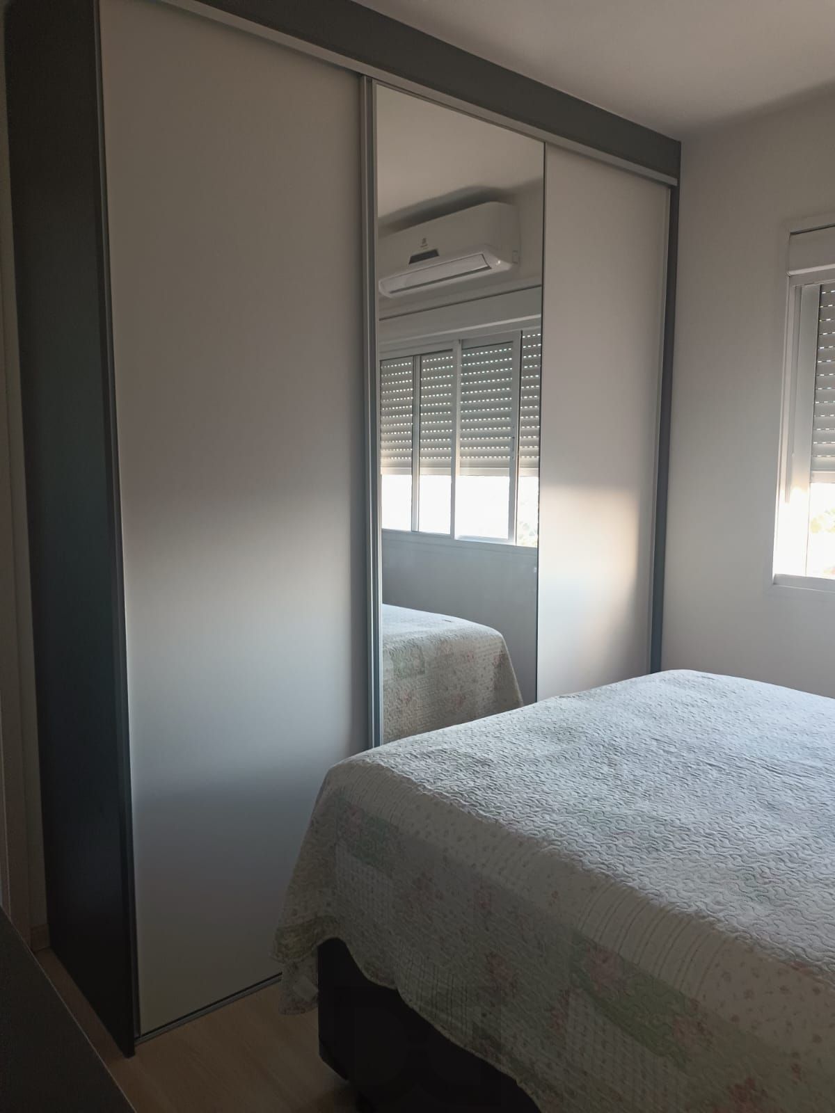 Apartamento de 3 dormitórios com living estendido, semi mobiliado, suíte e churrasqueira. — foto 13