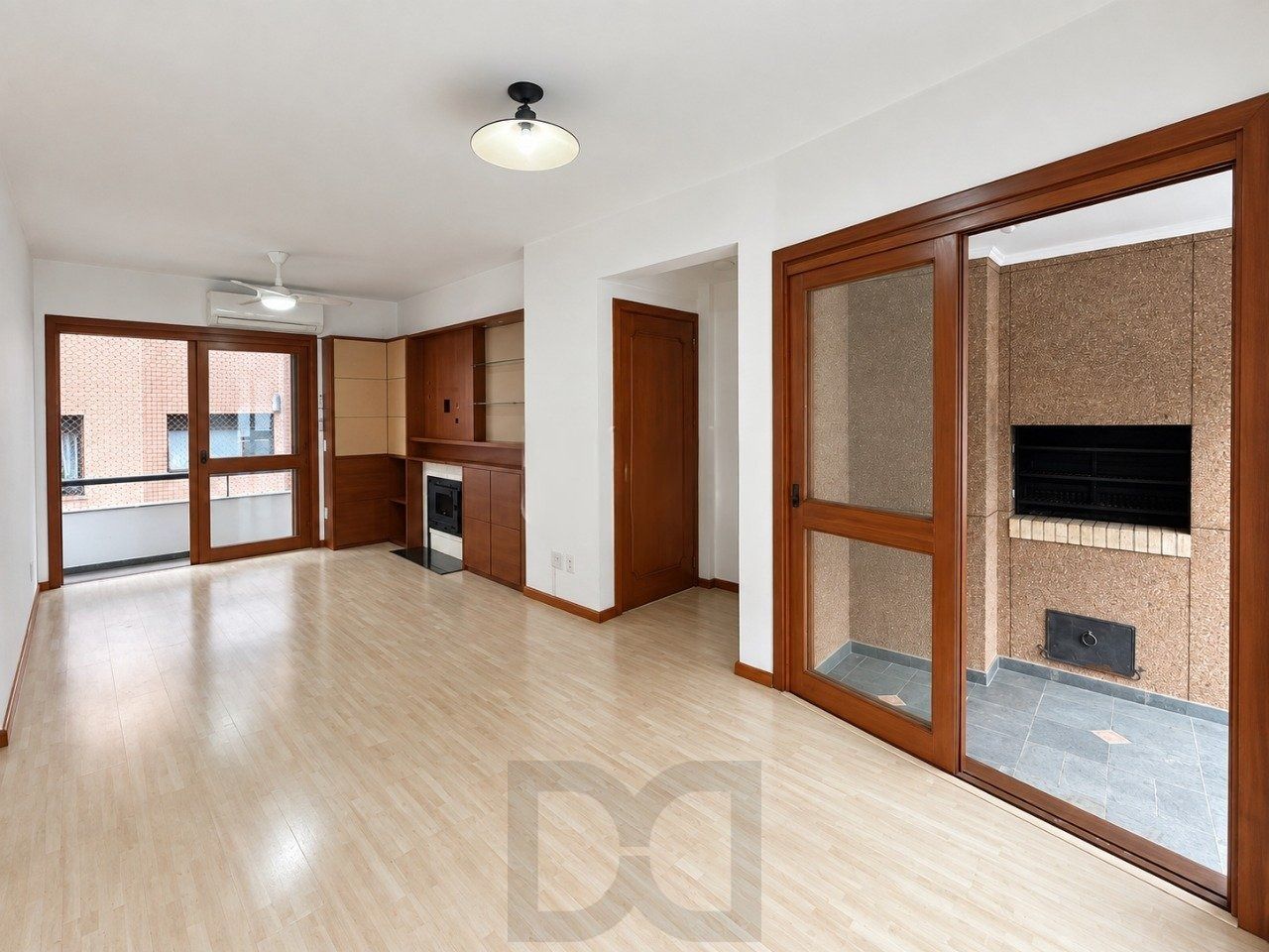 Apartamento de 3 Dormitórios com Suíte e Churrasqueira — foto 1