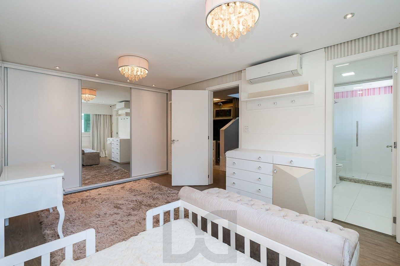 Casa em Condomínio de Alto Padrão com 4 Suítes no Três Figueiras — foto 25