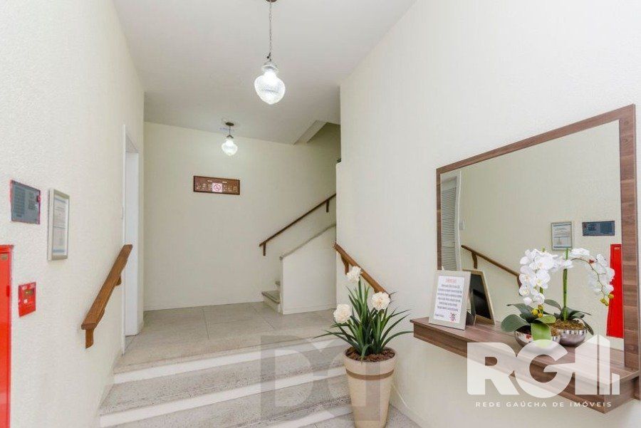 Amplo apartamento com 92m² privativos e 3 dormitórios, próximo a Sicredi na Av. Assis Brasil. — foto 10