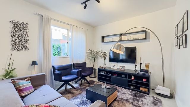 Casa em condomínio com 4 quartos suíte master e amplo patio , Bairro Ecoville — foto 3