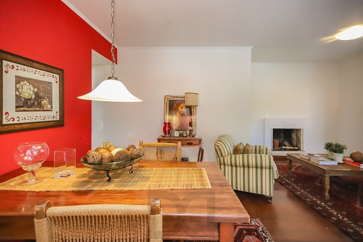 Apartamento com 3 dormitórios, suíte, 2 vagas e varanda com churrasqueira. — foto 6