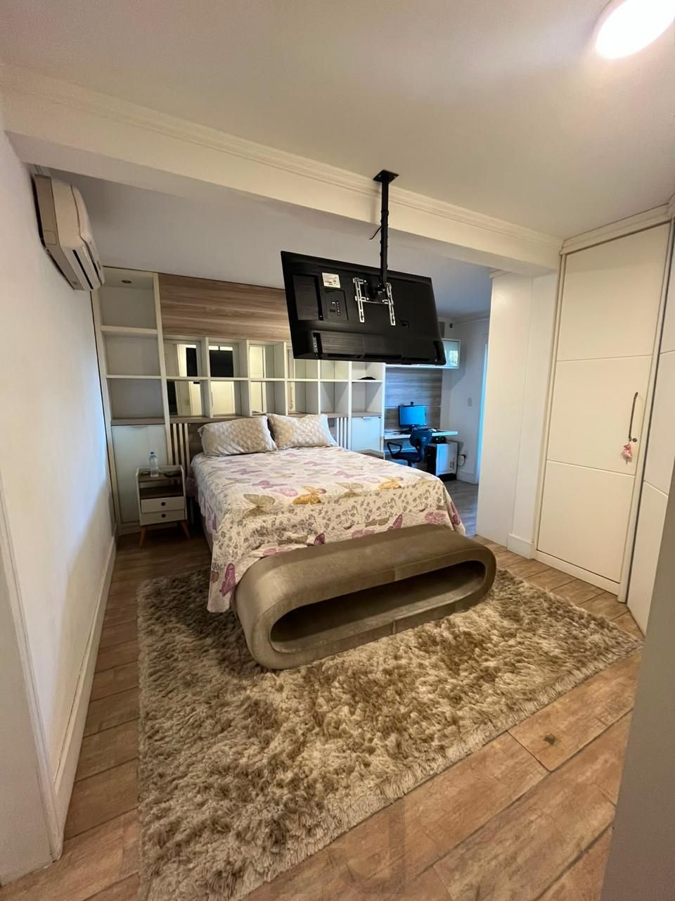 Casa em Condomínio com 247m² - 3 Suítes - Bairro Ipanema — foto 15