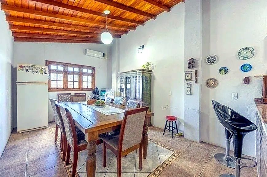 Casa térrea, 160 m² privativos, patio com piscina, no Bairro São Sebastião. — foto 7