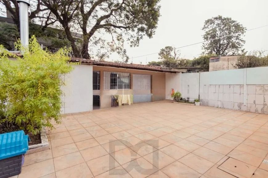 Casa térrea  com 200m² privativos, 3 quartos, Rua Sylvio Sanson - Sarandi — foto 24