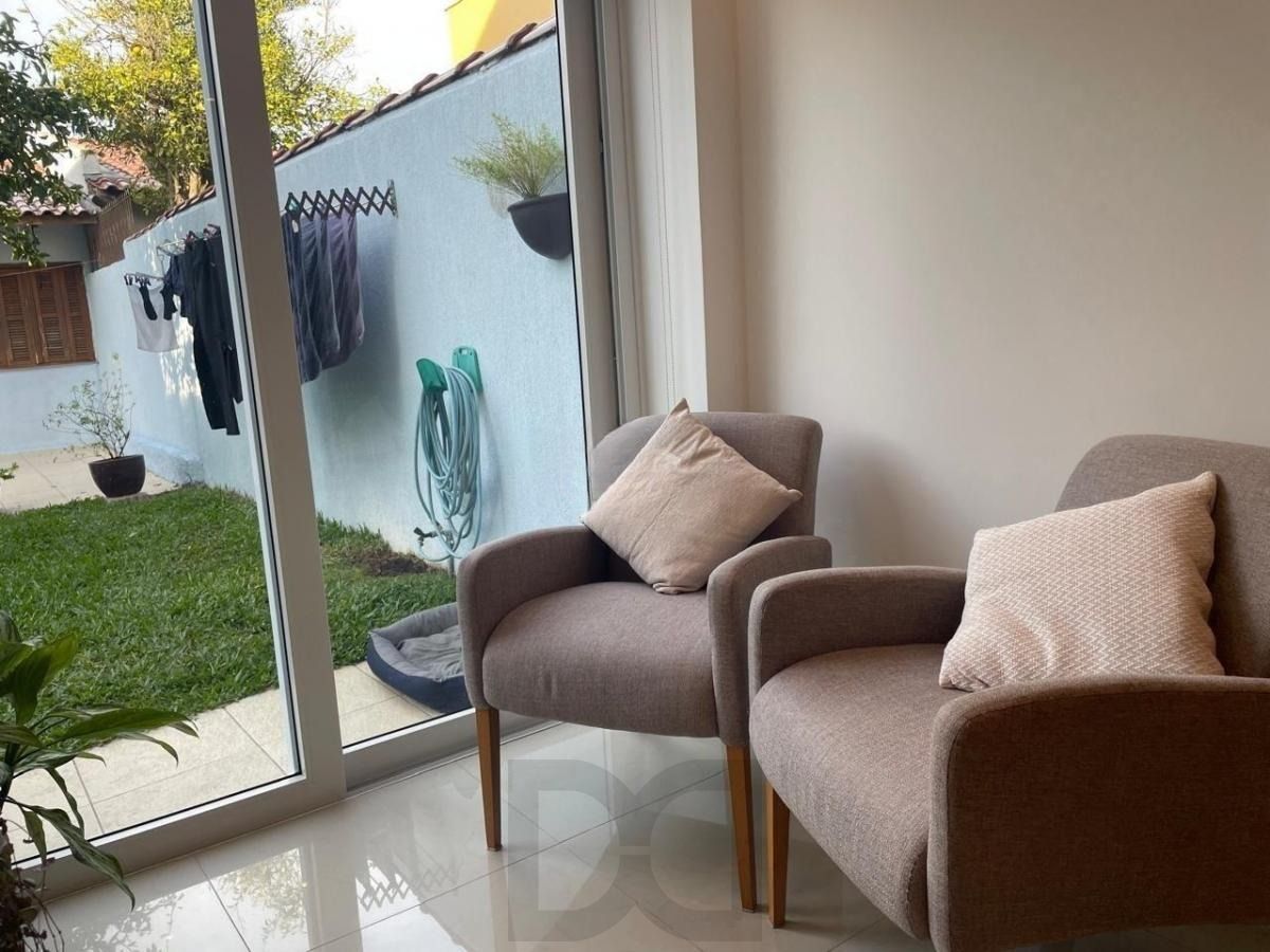 Casa com 3 dormitórios, suíte, lavabo, espaço gourmet com churrasqueira. — foto 13