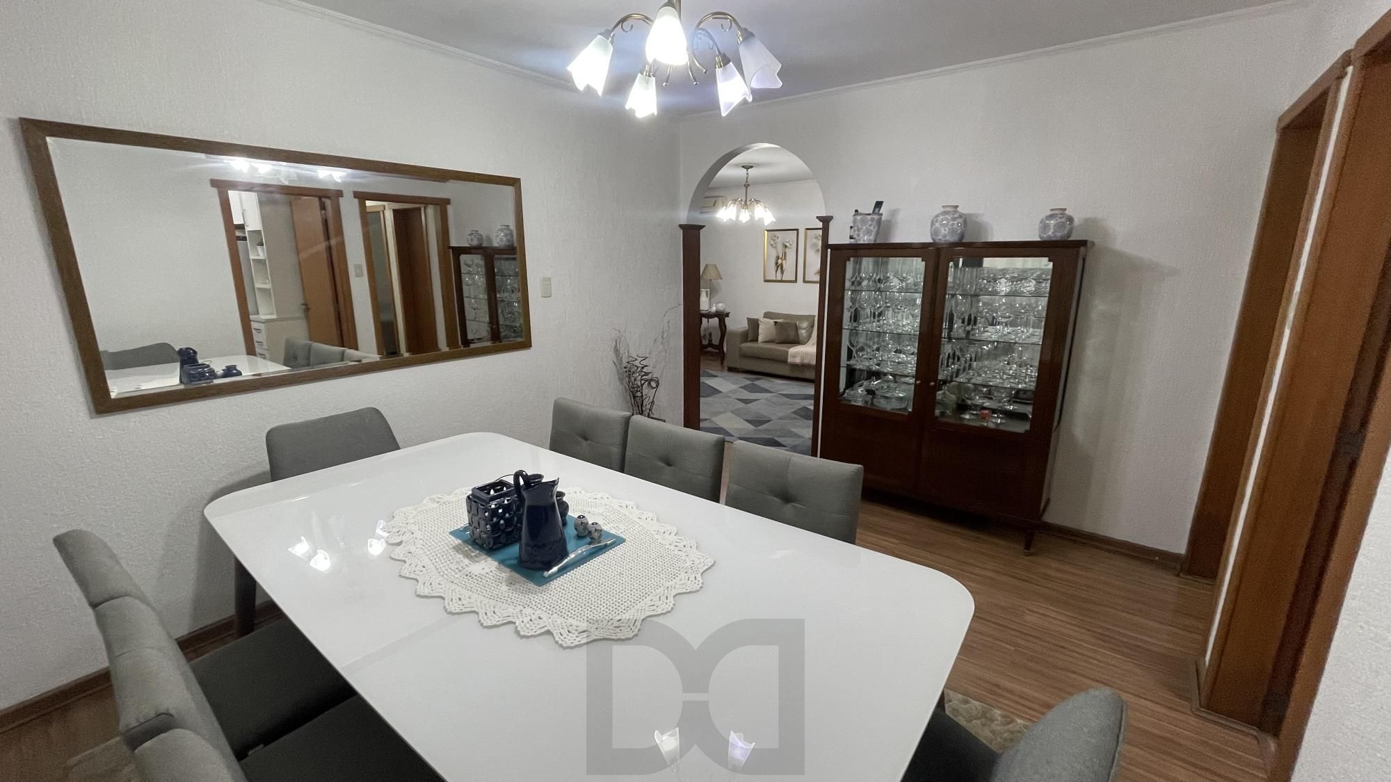 Casa com 3 dormitórios, suíte, churrasqueira, espaço gourmet e amplo pátio. — foto 23