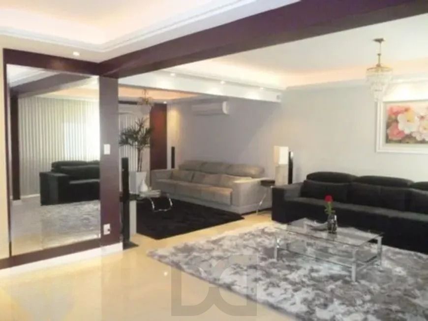 Casa térrea com 3 dormitórios, suíte e 3 vagas. — foto 10