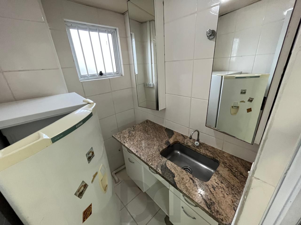 Prédio Comercial à venda com 5 salas, 400m², 6 vagas, Rua Laudelino Freire no bairro Sarandi em Porto Alegre — foto 18