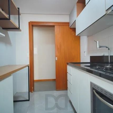Apartamento com 3 dormitórios, suíte, sacada e churrasqueira. — foto 6
