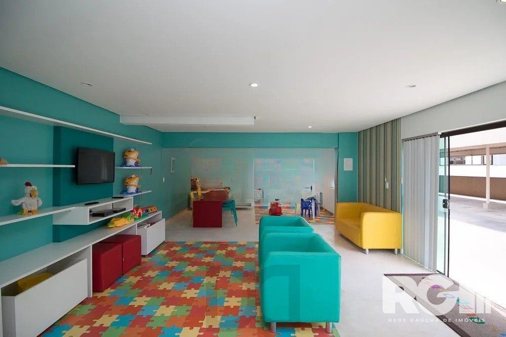 Apartamento com 94m², 3 quartos, 1 suíte, 2 vagas, no bairro Cristo Redentor em Porto Alegre.. — foto 39
