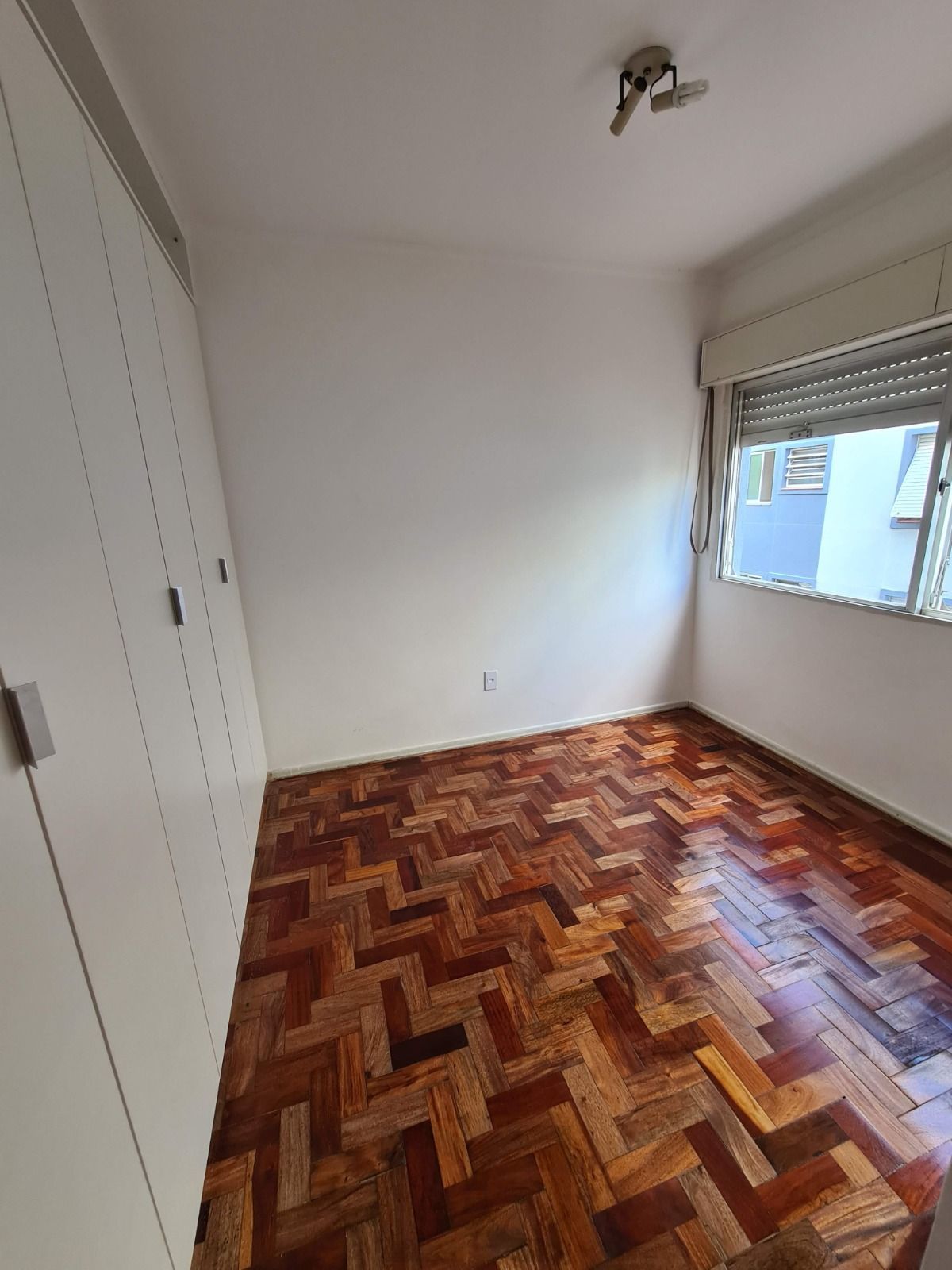 Apartamento reformado e semi-mobiliado próximo ao Bourbon Wallig — foto 1
