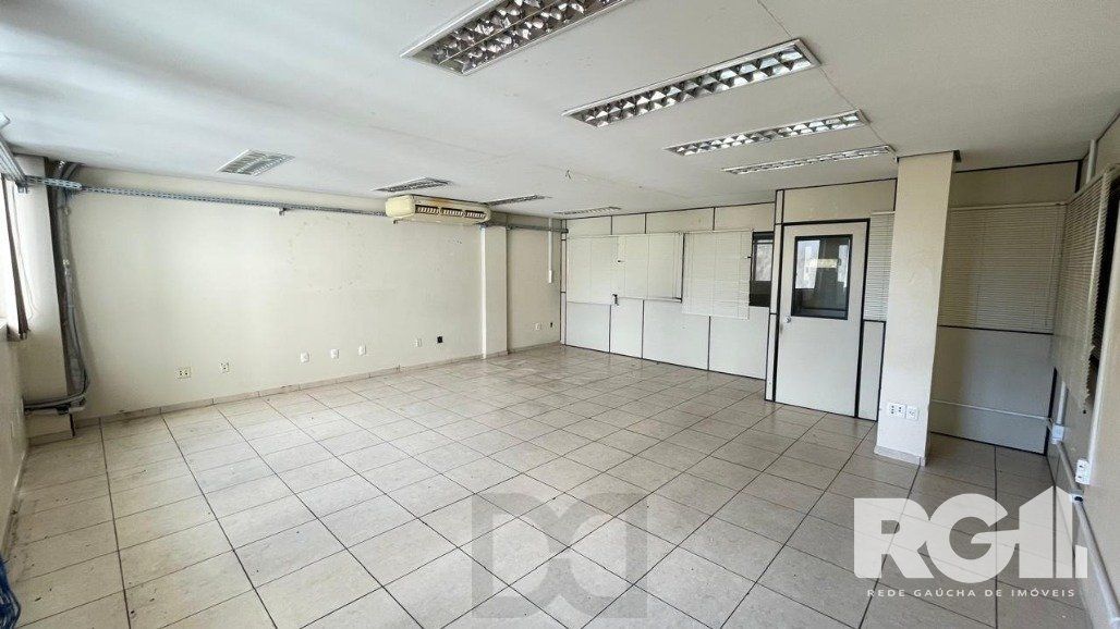 Prédio Comercial Imponente com 1.200m² na Zona Norte de Porto Alegre — foto 25