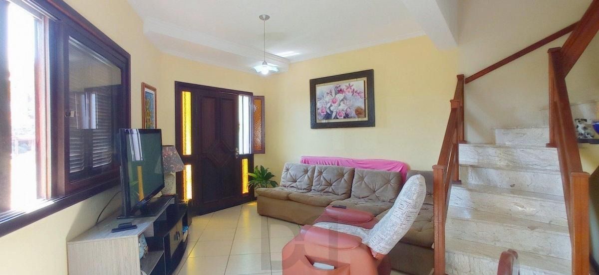 Casa com 4 dormitórios, sótão e amplo pátio próxima ao Hospital Cristo Redentor — foto 3