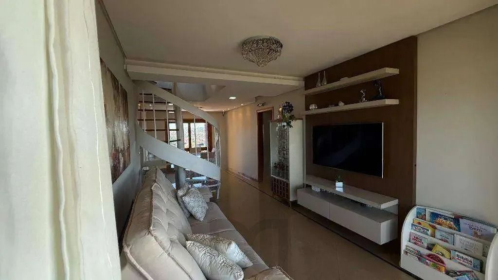 Cobertura com 4 dormitórios, 2 suítes, lavabo e 3 vagas de garagem. — foto 4