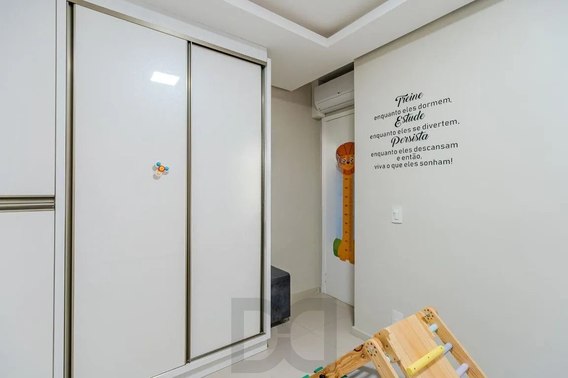 Apartamento com 3 dormitórios, suíte, sacada com churrasqueira e 1 vaga. — foto 11