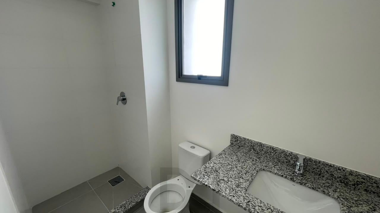 Apartamento à venda com 3 quartos sendo 1 suíte, com 2 vagas, no bairro Petrópolis — foto 17