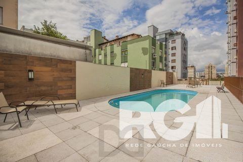 Apartamento com 3 dormitórios, 1 suíte, lavabo, 2 vagas cobertas, semimobiliado, churrasqueira e lareira. — foto 30