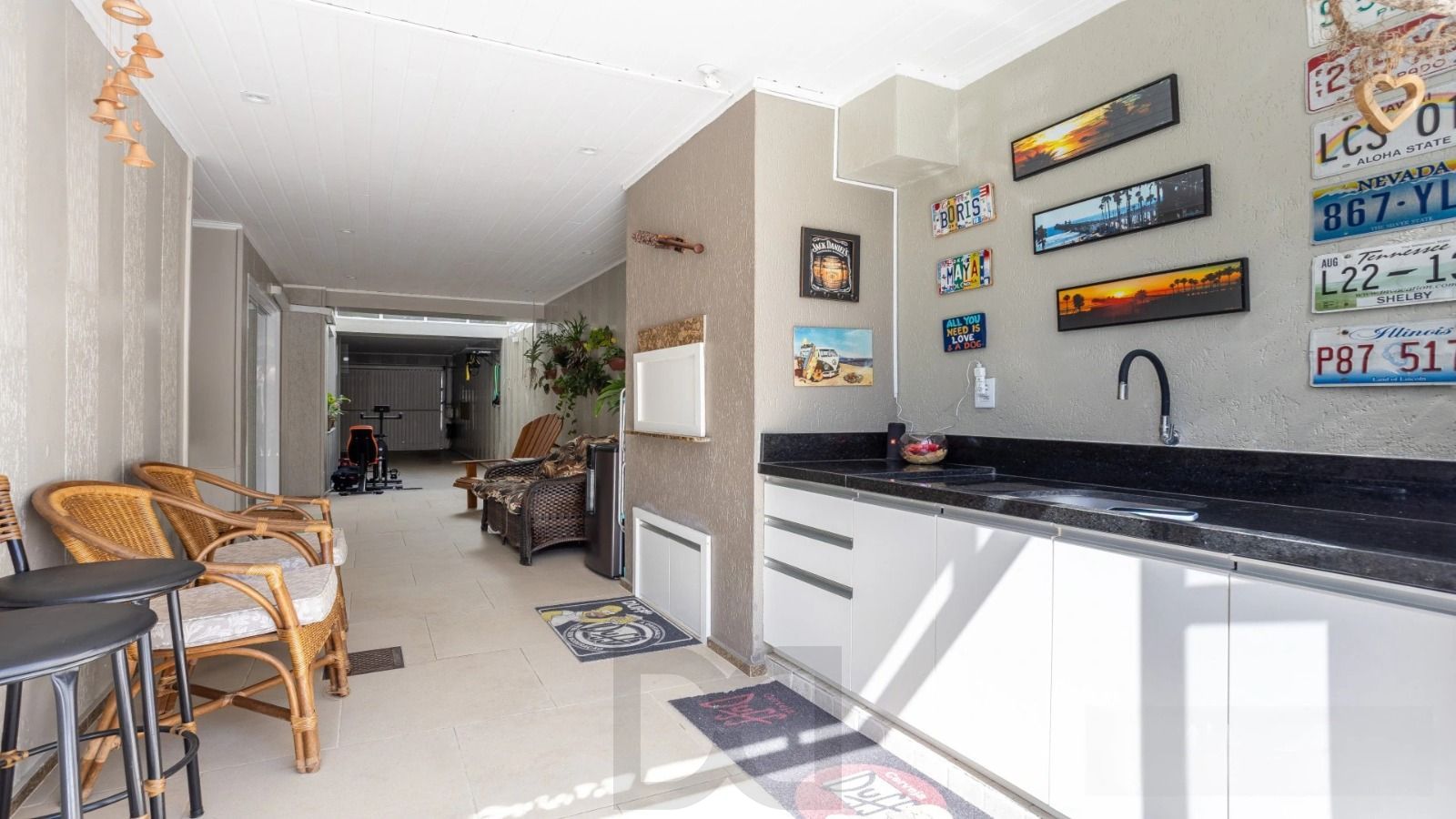 Casa 4 dormitórios com espaço gourmet patio com Piscina no Jardim Lindoia — foto 6