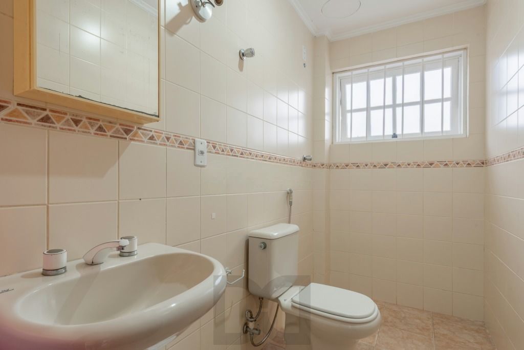 Casa com 4 dormitórios, suíte, churrasqueira e 4 vagas — foto 7