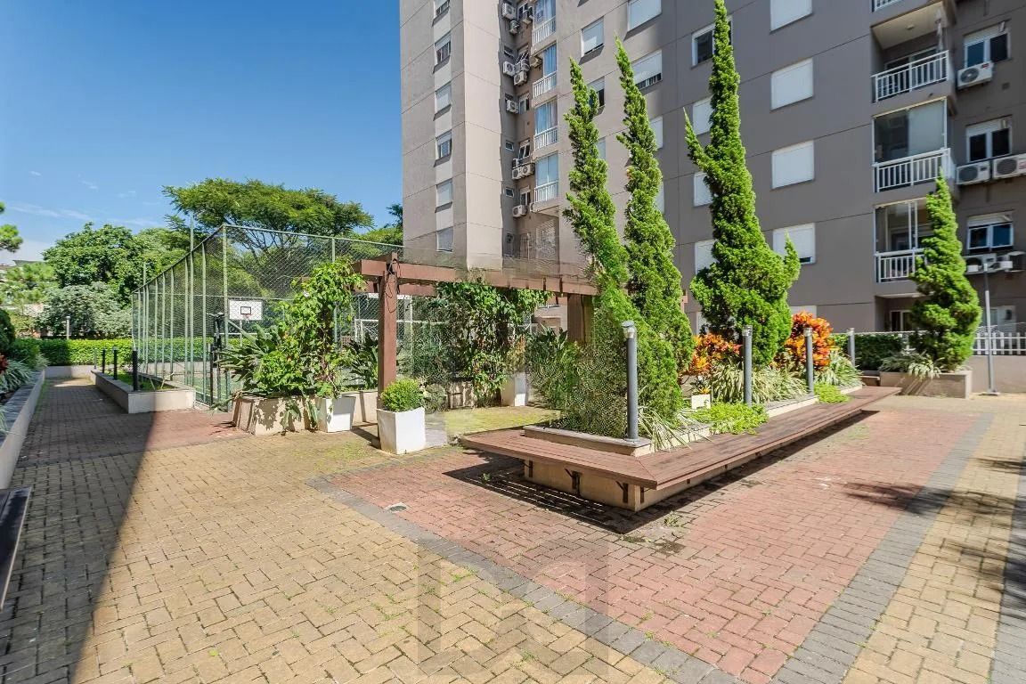 Apartamento com 3 dormitórios, suíte, sacada com churrasqueira e 1 vaga. — foto 21