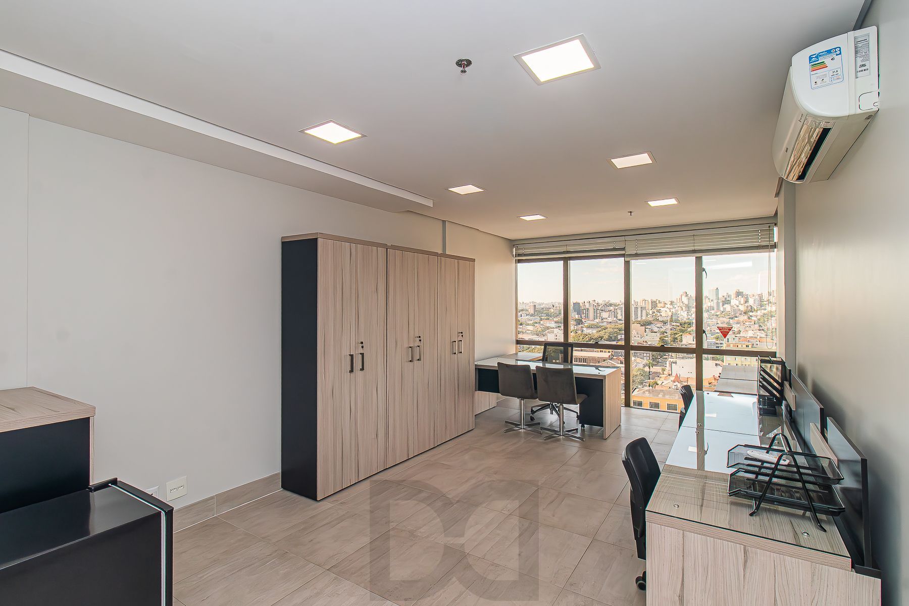 Sala Comercial mobiliada com 33m² - Fiateci Business — foto 8