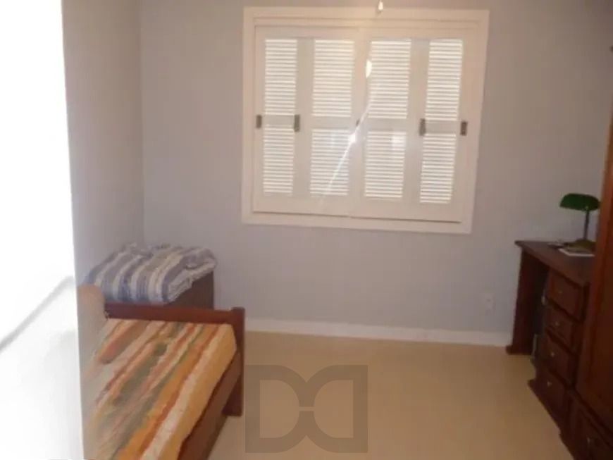 Casa térrea com 3 dormitórios, suíte e 3 vagas. — foto 30