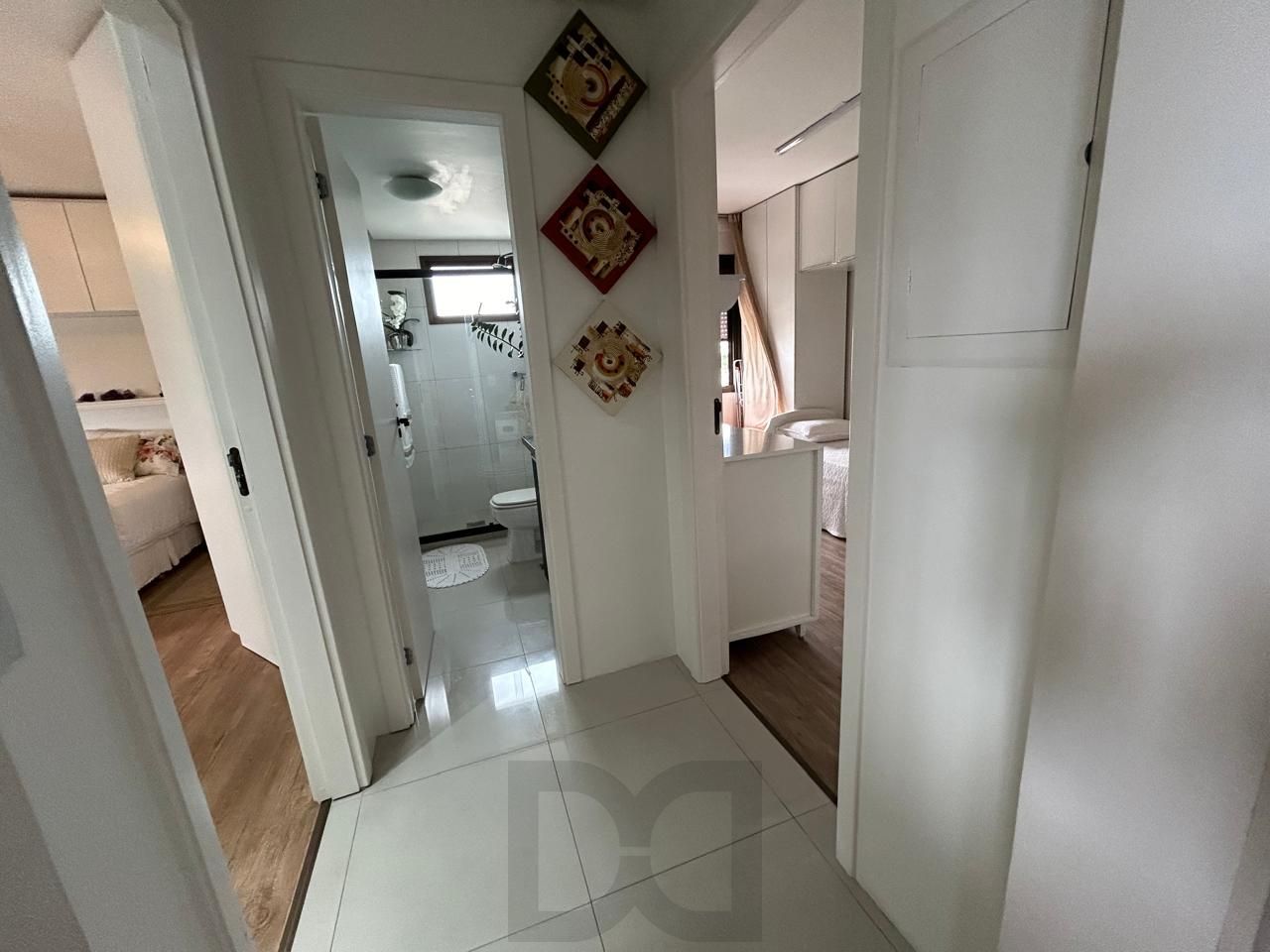 Apartamento com Suíte, Lareira e 2 Vagas na Zona Norte — foto 6