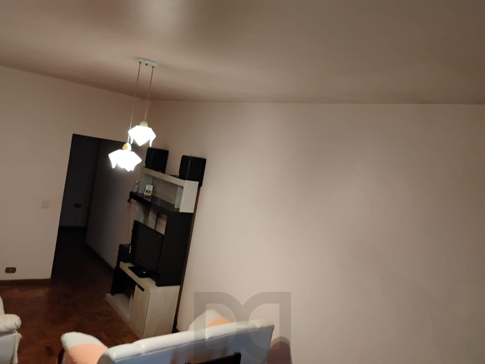 Apartamento 2 dormitórios, 67m², amplo e bem localizado na Av. Assis Brasil — foto 24