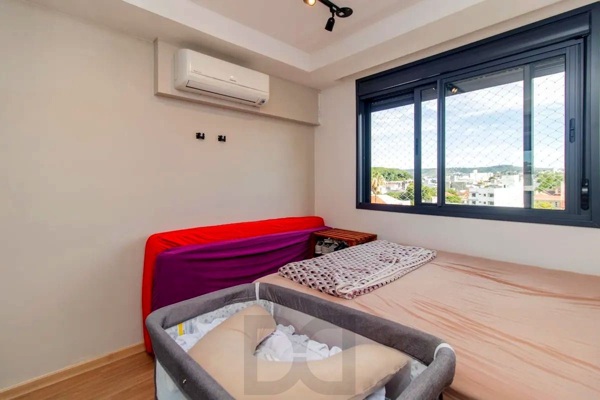 Apartamento, 2 Quartos Semimobiliado, churrasqueira, 1 vaga - Menino Deus — foto 9