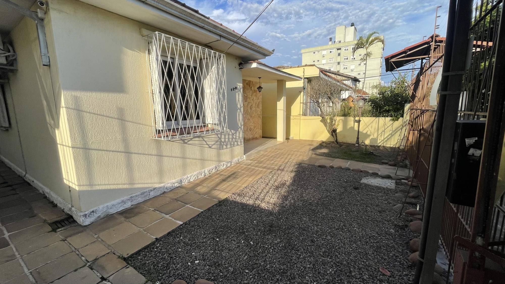Casa térrea com 2 suítes com amplo pátio, — foto 36