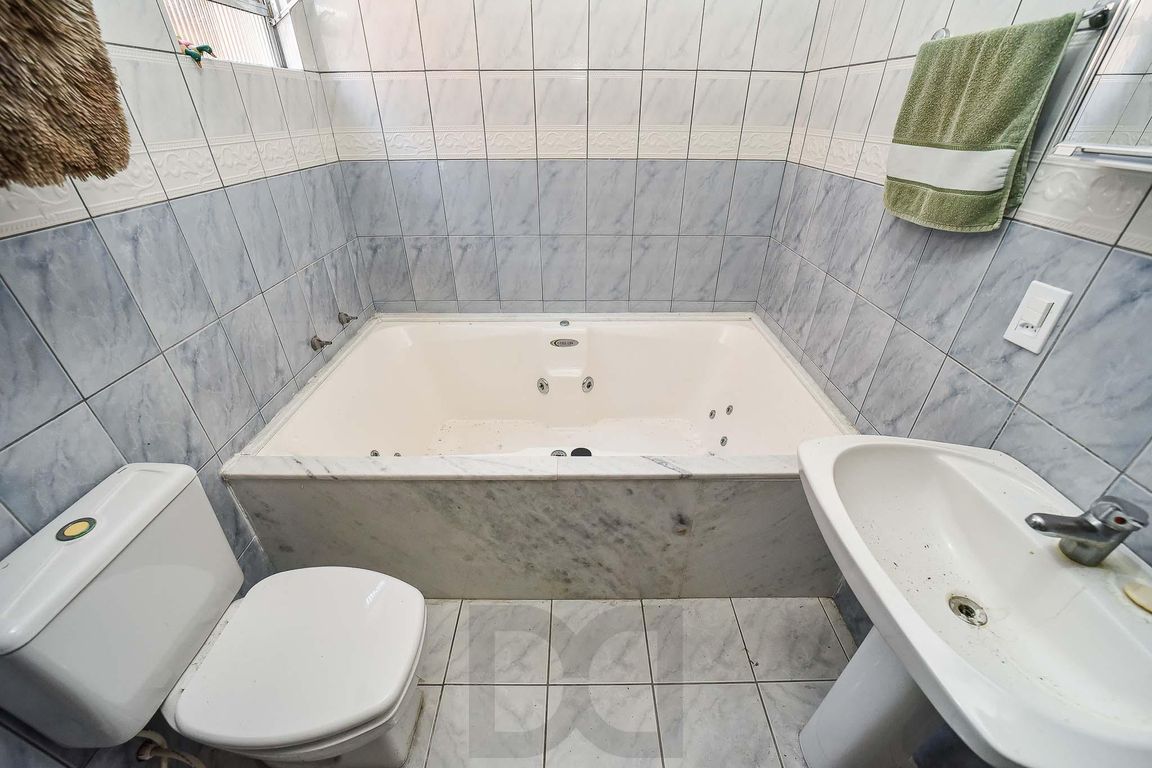 Casa com 4 dormitórios, R Doutor Paulino Guerra — foto 16