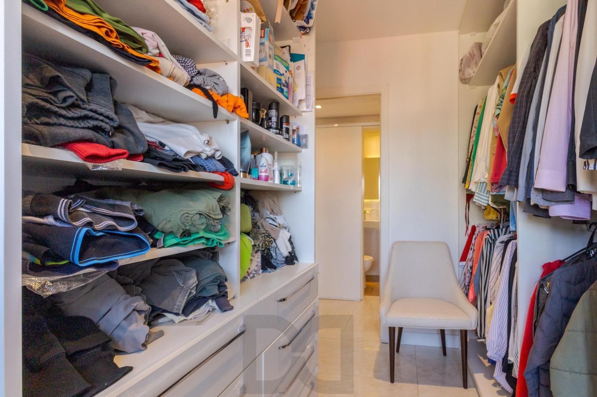 Apartamento reformado e decorado com 3 dormitórios — foto 17