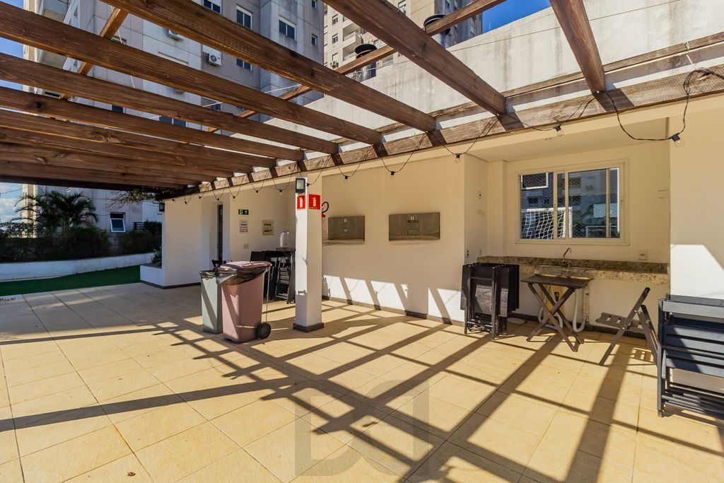 Apartamento de 3 dormitórios com living estendido, semi mobiliado, suíte e churrasqueira. — foto 18