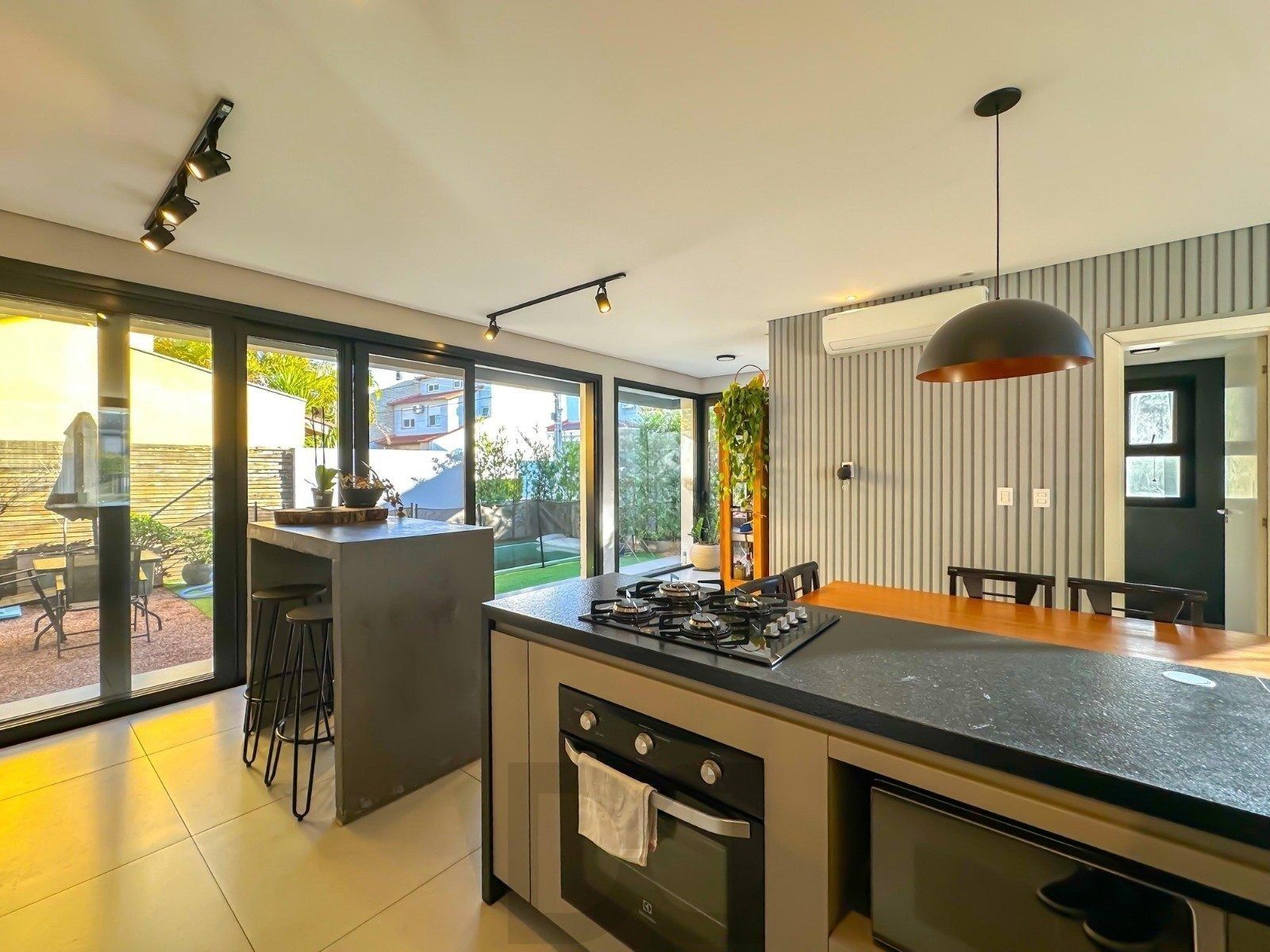 Casa em condomínio com piscina e suíte no Jardim Itu — foto 5