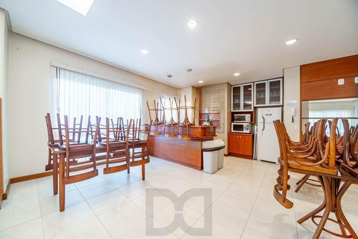 Cobertura Duplex com 4 Dormitórios no Jardim Itu-Sabará — foto 22