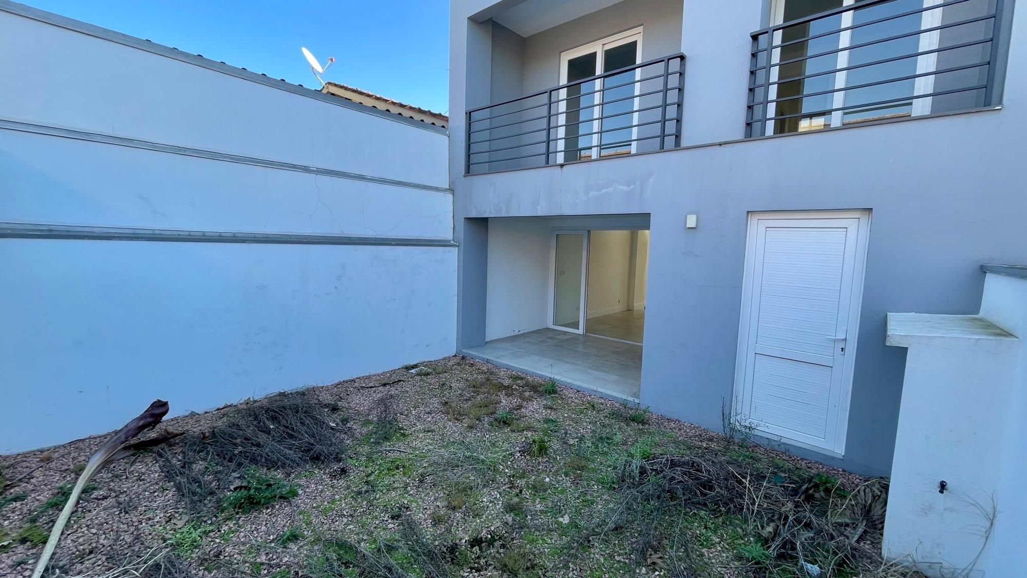 Sobrado Novo com Suíte e Churrasqueira no Jardim Planalto — foto 3