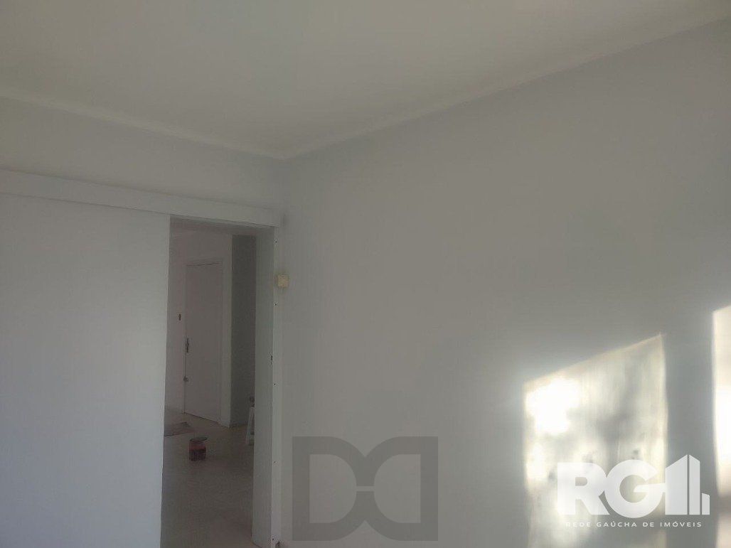 Apartamento reformado com 2 dormitórios 55m² privativos, com vaga no bairro Leopoldina — foto 28