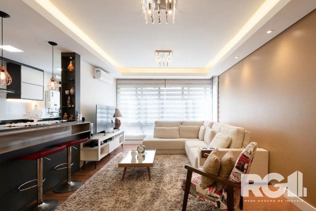 Apartamento de 3 dormitórios com suíte e churrasqueira, lavabo e 2 vagas de garagem. — foto 2