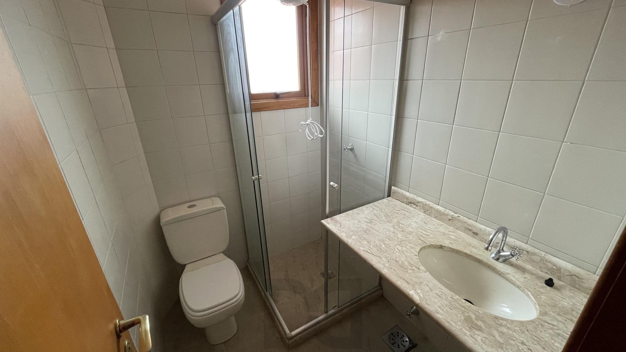 Casa em condomínio com 3 dormitórios, suíte, lavabo e 2 vagas. — foto 23